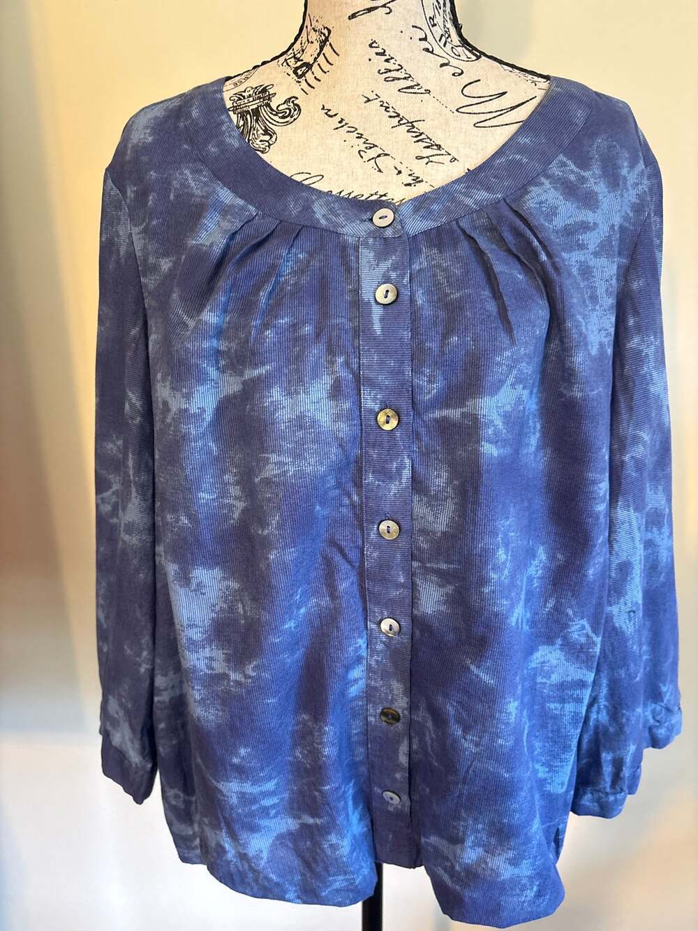 LOGO Blue Tye Dye Button Front Blouse/Tunic Sz Large NWOT